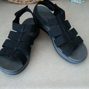 Clark's cloudsteppers 9.5WIDE